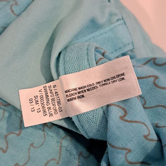 GAP Men's 33x10 Flat Front Sun Faded Bedford Shorts - Picture 11 of 16